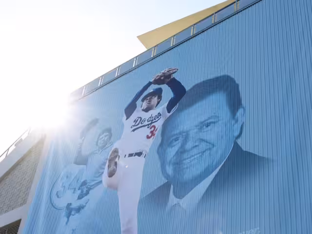 Los Dodgers recuerdan a Fernando Valenzuela en el día de su cumpleaños