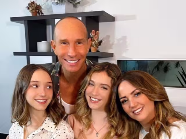 Erik Rubín y Andrea Legarreta son captados juntos, tras los rumores de un romance con Mónica Noguera