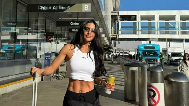 Bárbara de Regil rompe el silencio tras las críticas por hacer ejercicio en un avión