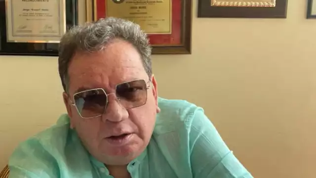 Coque Muñiz desata rumores de sobre supuesta boda de Mónica Noguera y Erik Rubín