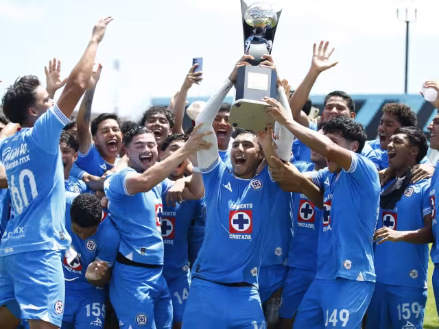 Con la pesada loza del 2-0, los locales sacaron la casta, pero no pudieron descifrar el plantado defensivo del Cruz Azul Lagunas