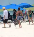 Los arenales de este destino lucen limpios, sobre todo Playa Norte, no así en la costa de Benito Juárez y Solidaridad
