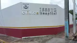 Derechohabientes del Hospital ISSSTE en Chetumal señalan falta de profesionalismo del personal
