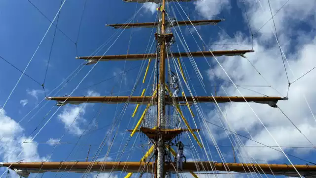 La embarcación arribó al muelle 86 “Pier 86” en Manhattan, Nueva York.