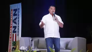 Renán Barrera se roba propuestas para su campaña 
