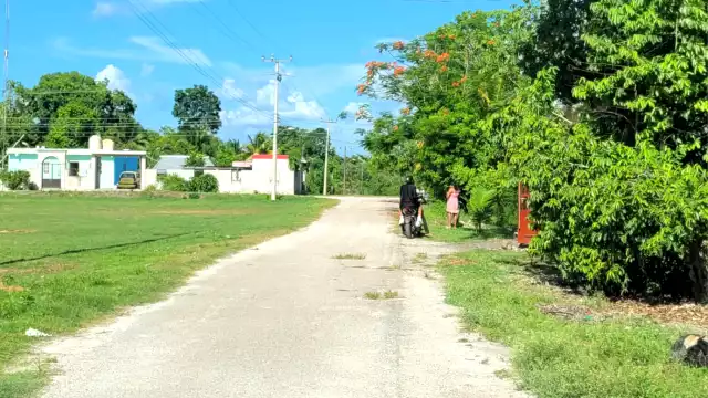 Vecinos de Nueva Loría, Felipe Carrillo Puerto, estuvieron tres días sin luz ni agua potable.