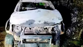 Hallan camioneta calcinada cerca de la comunidad de Sabidos, Chetumal