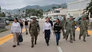Presidenta Claudia Sheinbaum da instrucciones de atender necesidades en Acapulco, tras reunión con gobernadores