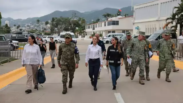 Claudia Sheinbaum se reúne con gobernadores en Acapulco.