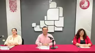 UAC da información ‘a medias’; ni dictámenes financieros, ni currículum del rector