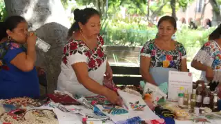 De Yucatán para el mundo: Impulsan a mujeres artesanas y a emprendedores del estado   
