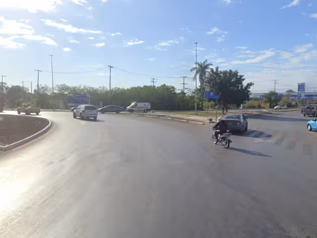 De los cinco puntos críticos al interior de la capital yucateca, tres integran la lista de los 100 cruces viales más peligrosos del país