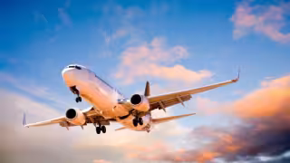 Mexicanos detenidos por aterrizaje ilegal en Sierra Leona pagan multa y son liberados