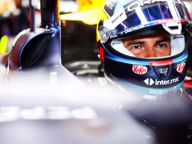 Checo listo para remontar