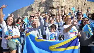  Familias, amigos y aliados de personas con problemas de audición se manifiestan en Paseo de Montejo   