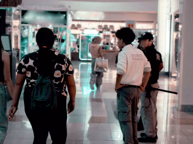 Presuntamente muchos de los atracos que suceden en las instalaciones no son denunciados, pues no tienen acceso a las cámaras.