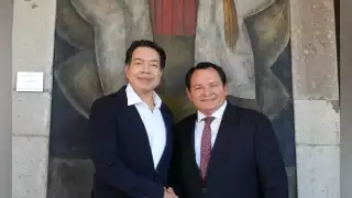 Joaquín Díaz Mena se reúne con Mario Delgado, secretario de Educación federal