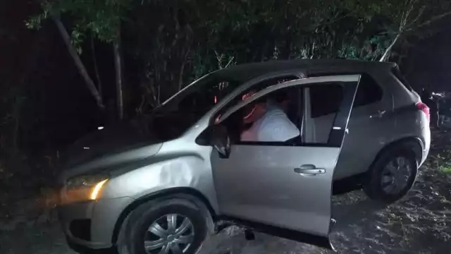 Los motociclistas terminaron con lesiones y posibles fracturas