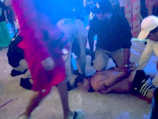 Noemí M. denunció violencia por parte del personal del hotel Riu Palace Península