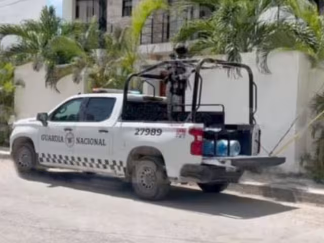 Patrulla de la Guardia Nacional atropella a motocilista en Tulum