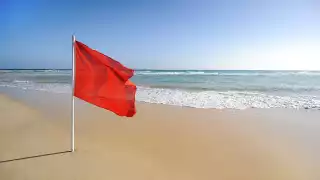Vacaciones semana Santa en Cancún: Playas  con bandera roja para evitar ir hoy 13 de abril  