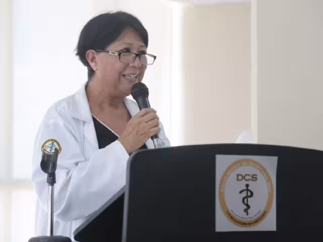 La directora María Lourdes, ha sido acusada de abusar de su posición y no atender las serias acusaciones hacia trabajadores.