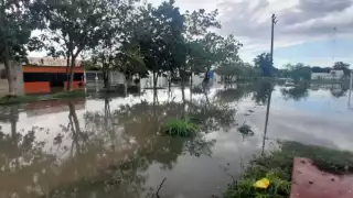 La construcción de un drenaje eficiente y la creación de más pozos de absorción deben ser abordados de manera integral