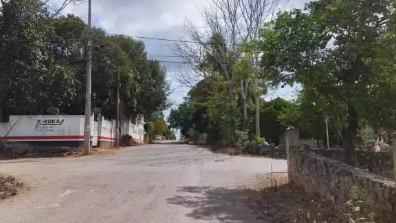 A las 11:00 pm entre la avenida José María Morelos y Jacinto Kanec se logró localizar nuevamente la camioneta