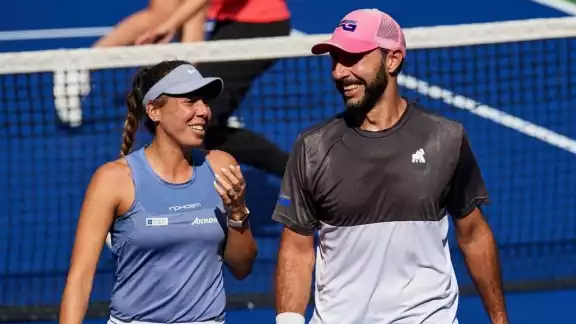 iuliana Olmos y Santiago González celebran su pase a semifinales de dobles mixtos en Wimbledon