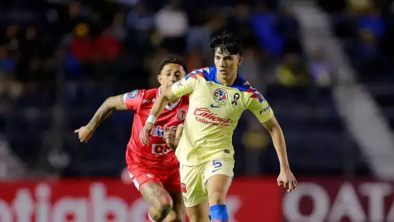 El número 5 del América se perderá la final de la Liga MX, ya que este jueves será operado en Estados Unidos