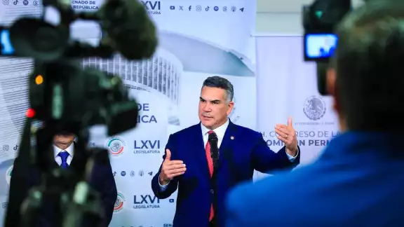 Campeche pide al Congreso iniciar proceso de desafuero contra Alejandro “Alito” Moreno Campeche pide al Congreso iniciar proceso de desafuero contra Alejandro “Alito” Moreno