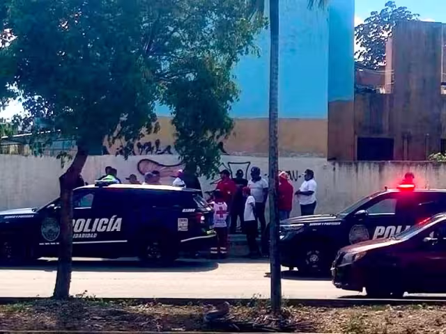 La policía logró la detención del presunto delincuente.