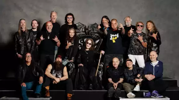 Metallica, Steven Tyler y muchos más artistas se presentaron el concierto de despedida de Ozzy Osbourne Metallica, Steven Tyler y muchos más artistas se presentaron el concierto de despedida de Ozzy Osbourne