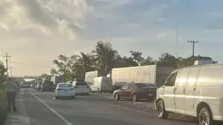 "No podemos seguir siendo rehenes de unos cuantos, hay que respetar el derecho del resto de la población", presidente CCE del Carmen