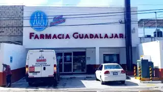 Asaltan Farmacia Guadalajara en Candelaria: Se llevan 6 mil pesos; sospechan autorobo