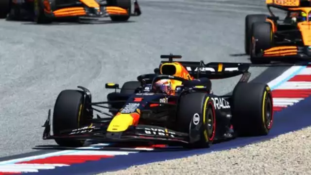En la carrera sprint del GP de Austria 'Checo' Pérez ‘Checo’ no pudo contener al monegasco Charles Leclerc