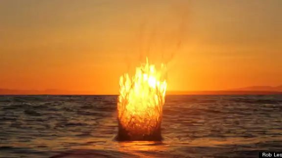 La maldición flotante: bolas de fuego en el Golfo de Campeche La maldición flotante: bolas de fuego en el Golfo de Campeche