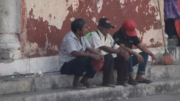 La falta de seguridad social, los servicios de salud y el rezago educativo son las principales carencias sociales en Yucatán La falta de seguridad social, los servicios de salud y el rezago educativo son las principales carencias sociales en Yucatán