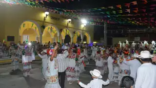 Raíces Mayas y Legado Español: La Historia Viva de Sanahcat