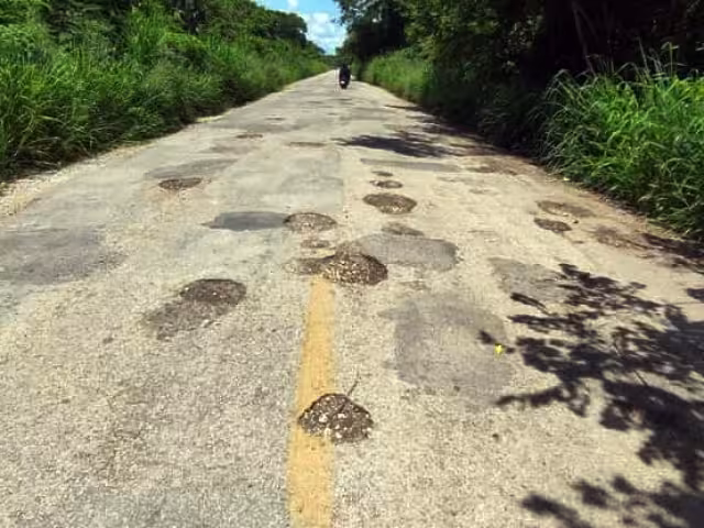 Erick Reyes León cuestionó el desempeño del rector de la Universidad Autónoma de Campeche