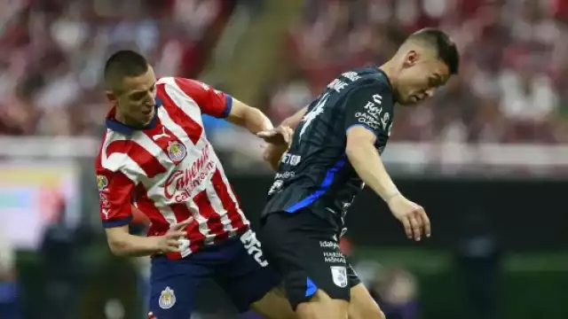 Gallos y Chivas al ataque esta noche