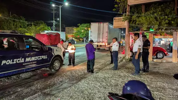 El reporte fue hecho por un ciudadano, quien aseguró que también casi atropellaban a un estudiante El reporte fue hecho por un ciudadano, quien aseguró que también casi atropellaban a un estudiante