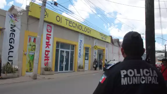 Este comercio es uno de los cerca de 90 negocios de origen asiático que han ganado terreno en el primer cuadro de la ciudad Este comercio es uno de los cerca de 90 negocios de origen asiático que han ganado terreno en el primer cuadro de la ciudad