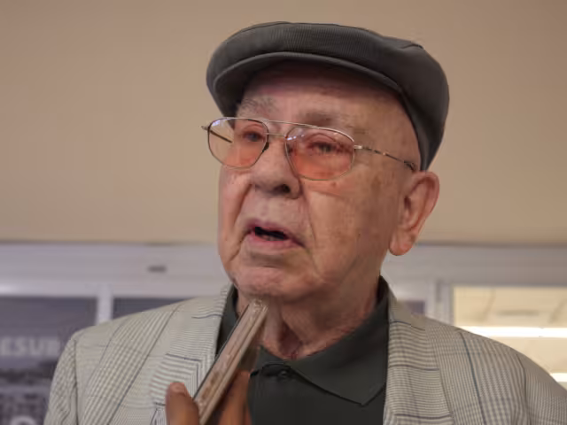 El poeta y etnólogo cubano Miguel Barnet