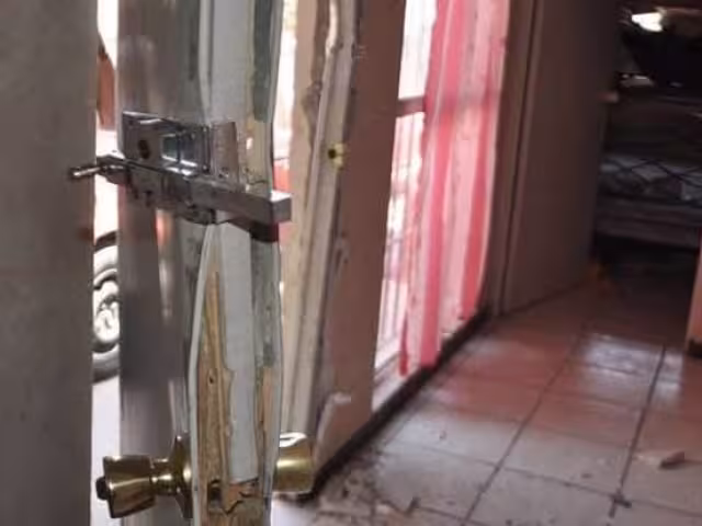 Vivienda de mujer es hurtada durante su ausencia.