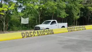 Aparece manta con mensaje criminal en la capital de Campeche