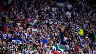 Rayados veta a  agresor que golpeó a aficionado de Pachuca en el BBVA