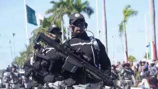 Más de mil 170 elementos de las Fuerzas Armadas participaron en el desfile de Independencia  