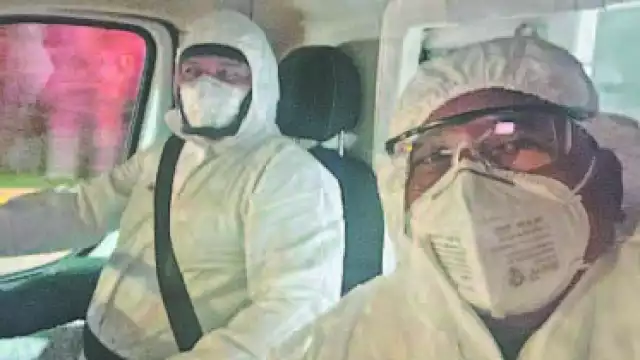 Funcionarios de Bécal trasladaron a los pacientes.