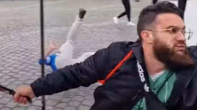 Este viernes un sujeto ataqcó con un cuchillo e hirió a dos personas en Mannheim, Alemania